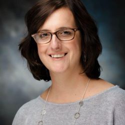 Jennifer Snyder headshot