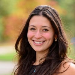 Madelaine Kaplan headshot